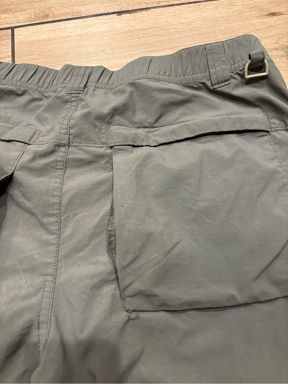 REI Co-op Mens Size 30 Grey Lightweight Nylon Cargo Hiking Shorts - Picture 9 of 9